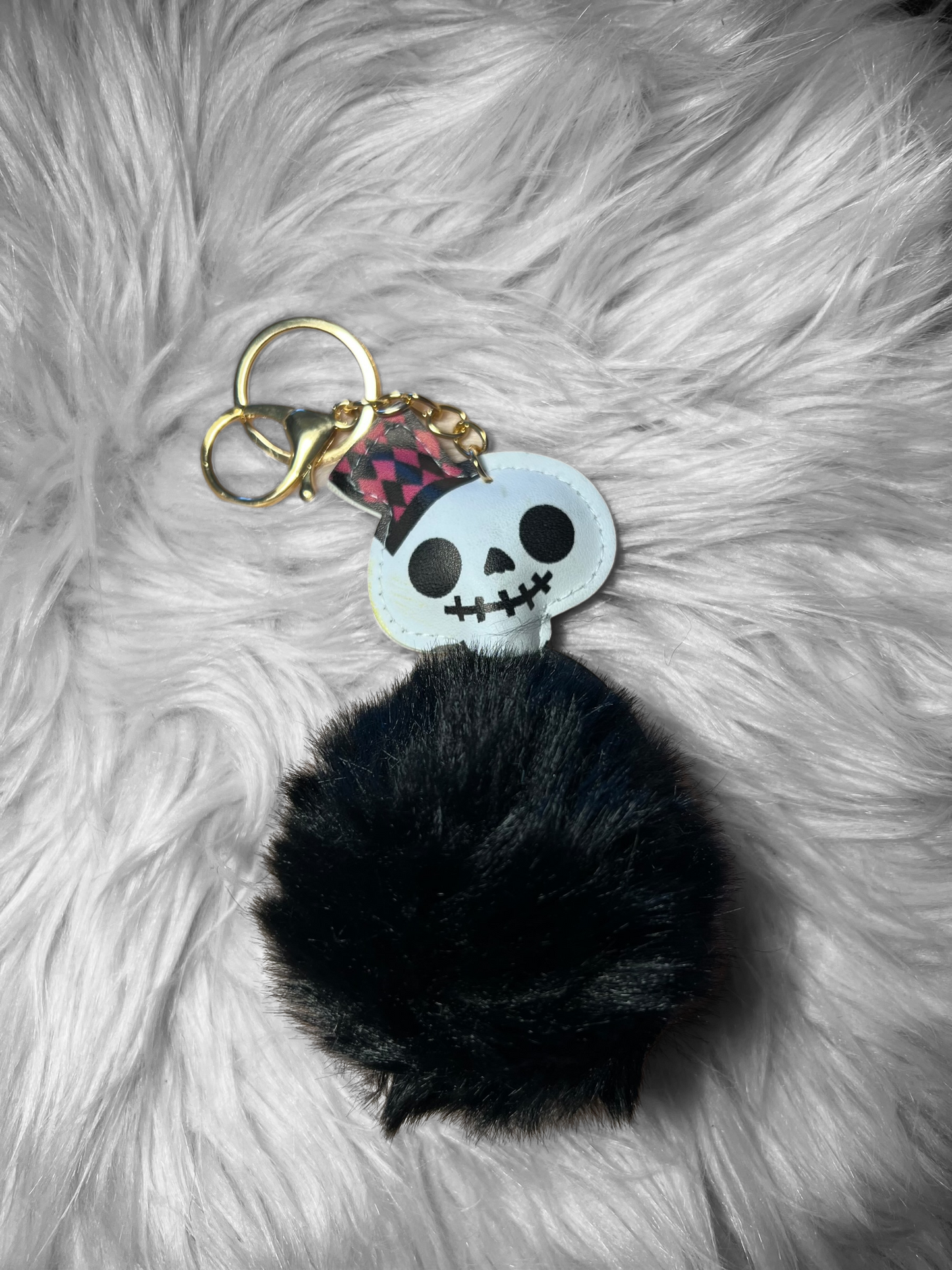 Skeleton pom pom